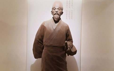 《春江花月夜》张若虚古诗原文翻译及鉴赏